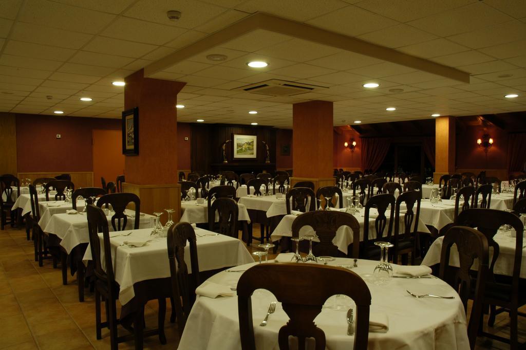 Hotel & Restaurante Pena Arrós Esterno foto